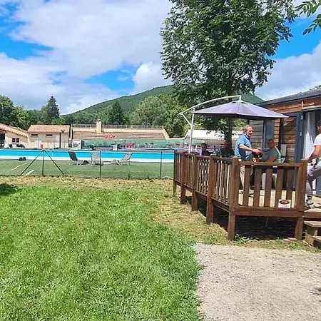 3 Etoiles - Piscine - Ccbgcii